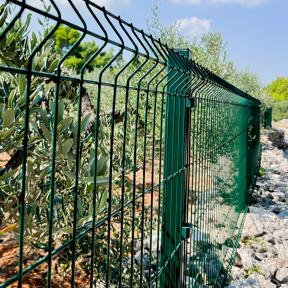Panou gard bordurat verde 46 fire verticale